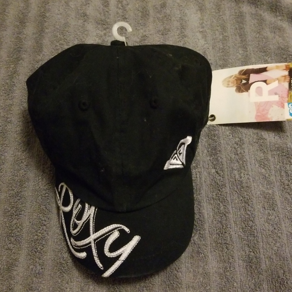 🧢Roxy baseball cap NWT🏄‍♀️
